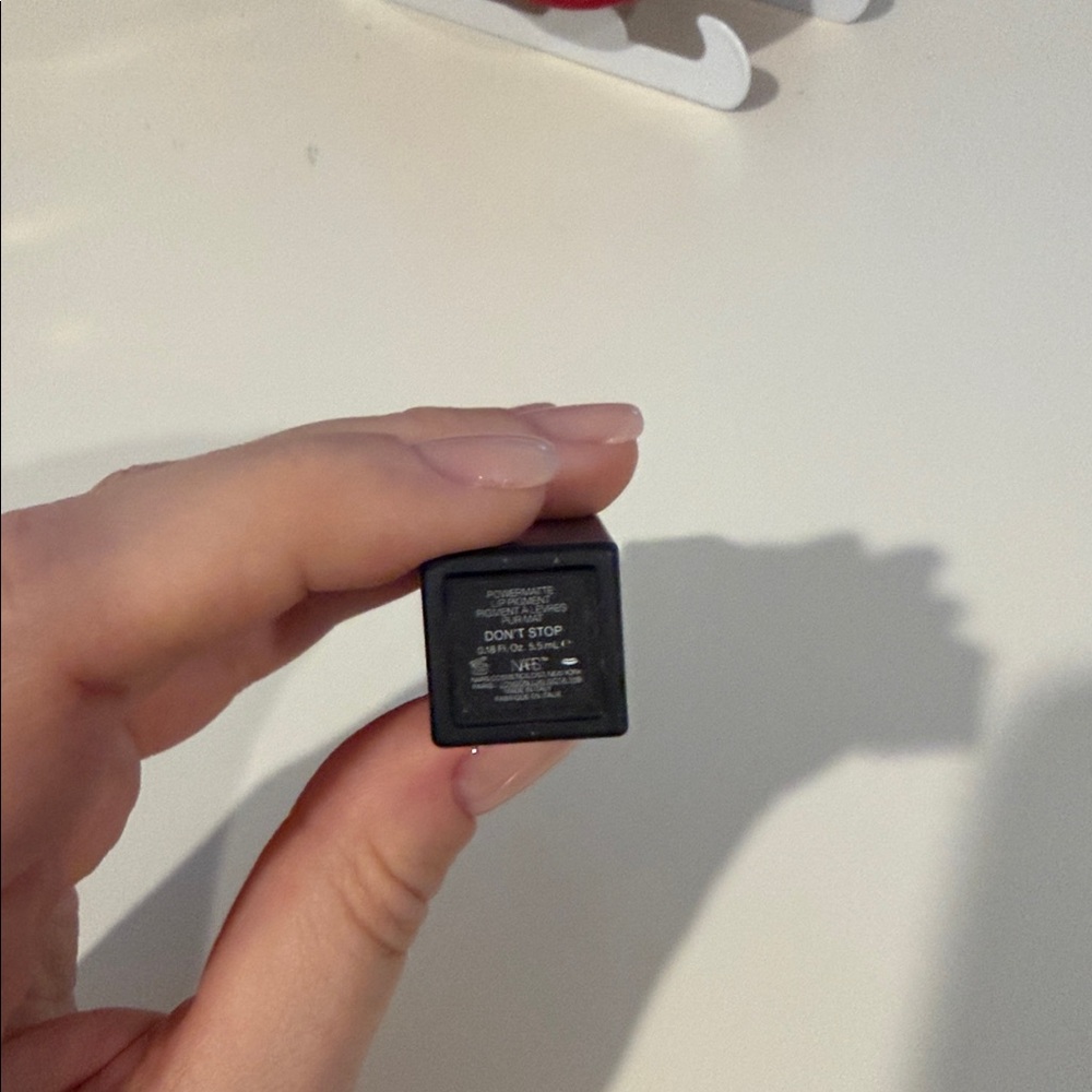 Nars - Picture 2 of 3